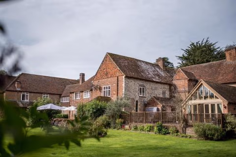 Howfield Manor Hotel — foto 2