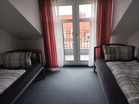 Pension für Monteure in Dresden, Zimmer mit eigenem Bad und großer Gemeinschaftsküche — foto 9