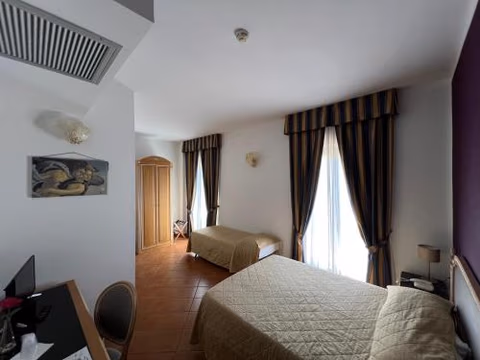 Hotel Bologna — foto 2