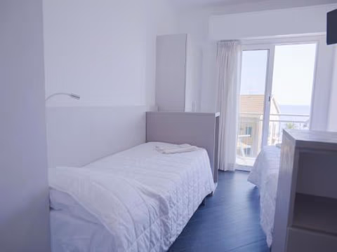 Hotel Liliana — photo 2