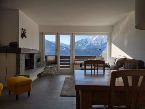 Ferienwohnung in Trin — foto 1
