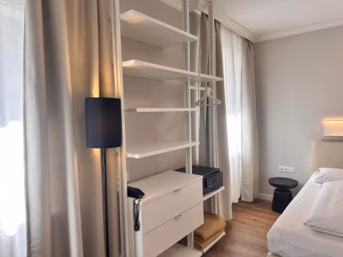 Hotel Villa Solln - free parking — foto 9