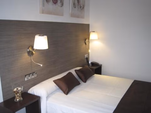 Suites Coruña — photo 6