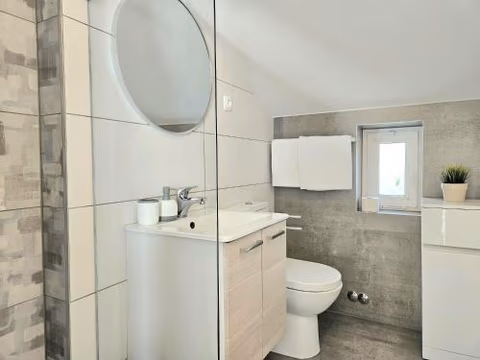 Lovely Sea View House 2 in Malinska Island Krk — foto 4