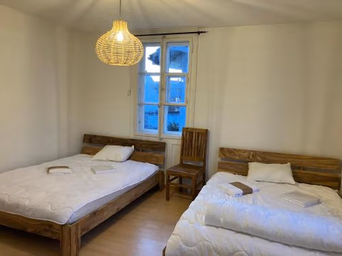 Old Rustic Simple Swiss Flat 60m2 Authentic Center Burgdorf Parking Small Bath — foto 8