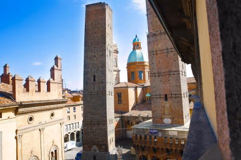 Albergo Garisenda con terrazza panoramica sulle Due Torri — foto 5
