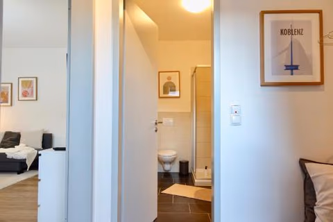 NEU - gemütliches und modernes Apartment mit Stellplatz — foto 7