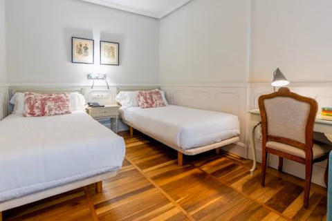 Hotel Alcazar Irun — foto 2