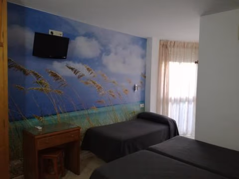 Hostal Maribel — photo 4