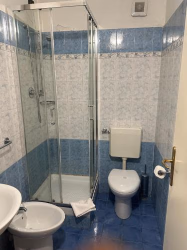 Red and Blues Music Hotel Genova — foto 2