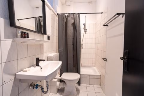 Central apartment Koblenz Modern and Cozy near main station — photo 9