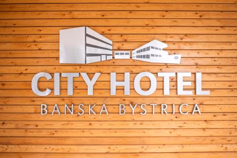 City Hotel B&B, reception 24 7, 800m od-from R1, free parking — foto 3