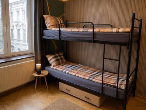 Hostel Uno-No Alkohol! Age Limit From 18 until 55! — foto 4