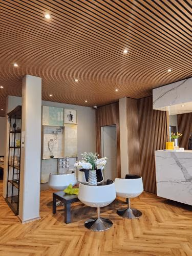 Maxhotel — foto 1