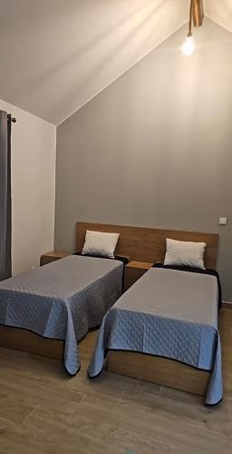 Alojamentos pinheiros — foto 1