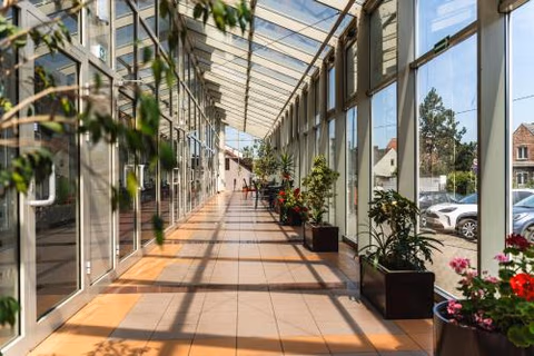 Dom Duszpasterski Sanktuarium Bożego Miłosierdzia — foto 1