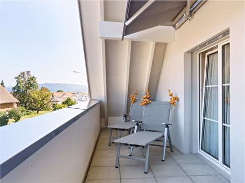 Exklusive 4.5 Zimmer Wohnung für Familien und Business — foto 4