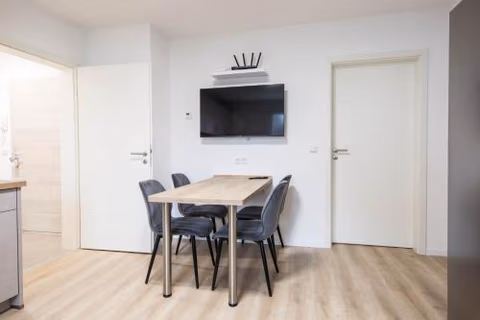 Luxury Kirrberg Workers Rooms 1 — photo 8