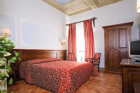 Hotel California — photo 1
