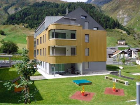 Realp-Andermatt 3,5 locali giardino privato In mezzo la natura, spettacolare per appassionati montanbike, pesca ecc In inverno fai sci di fondo dal giardino e con il treno davanti a casa si raggiunge in 5min il comprensorio scistico di Andermatt — foto 7