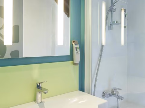 ibis Styles Bayonne — foto 1
