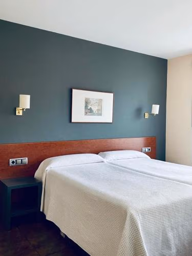 Hotel Yerri — foto 1