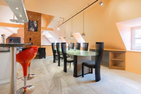 Sonnendurchflutetes 215qm Loft für 6 Personen — foto 8