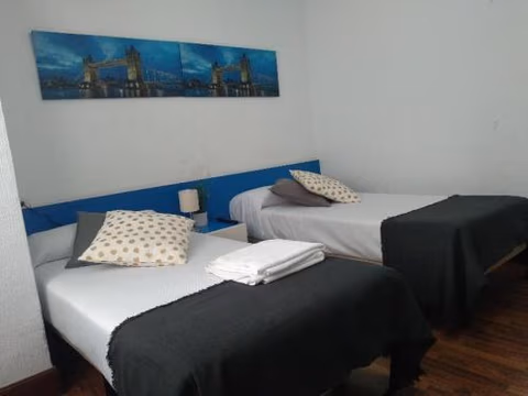 Pensión Arias — foto 5
