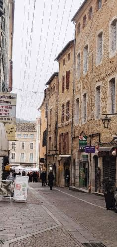 Chez Fanny - Le Loft - centre historique Cahors Cathédrale — foto 2