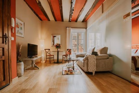 Haro Apartments — photo 6