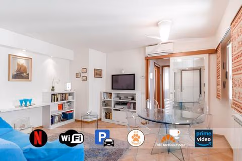 Suite Calvino, in Piazza Unità con parcheggio — foto 1