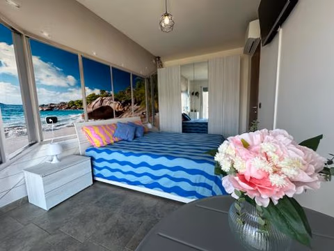IL GABBIANO Savona Luxury House - WiFi, Parking, Shopping Center — foto 9
