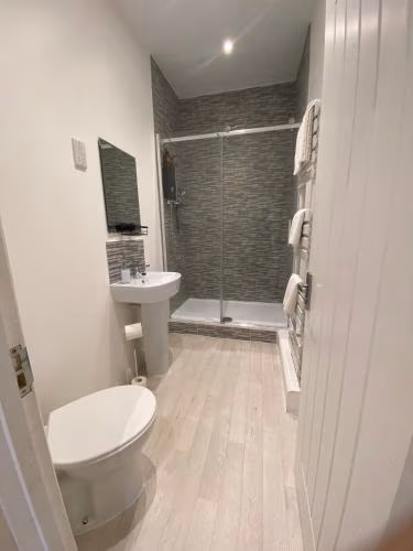 Private 1st Floor Apartment - Perfect for Port of Dover, Eurotunnel and Short Stays — foto 6