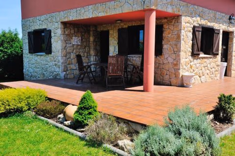 Charming house in Albuerne with fenced garden — foto 1