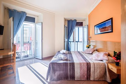 Hostal Inter Puerta del Sol AUTO CHECK IN — photo 4