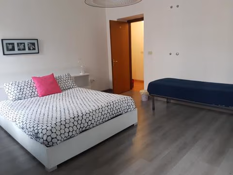B&B Porto Vecchio ROOMS - Stazione Centrale Trieste — foto 5