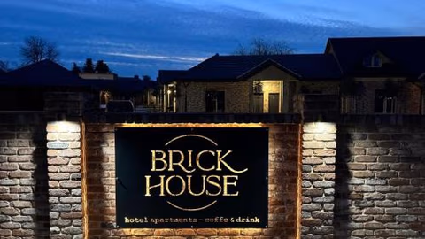 Hotel Brick House Apartments — foto 9