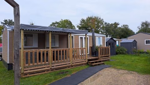 Chalet Aventura 1-6 pers- 3 slaapk- 2 badk- Berging- Inchecken al vanaf 13 uur - incl gebruik koffie en thee — foto 1