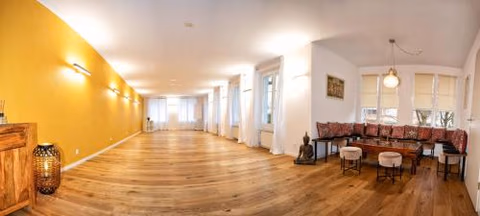 Beautiful group Room in Bern with Parking & Massage — foto 2
