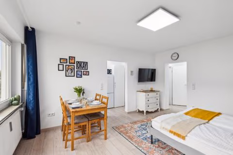 Moderne, Zentrale und Gemütliche Unterkunft — photo 6