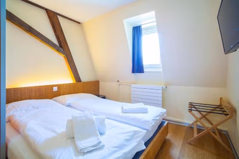 easyHotel Basel - self service and self check-in — foto 3
