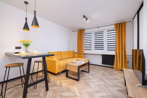 City Center One-Bedroom Apartment with Bathtub by Noclegi Renters — photo 9