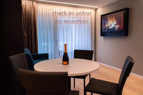 Arbed Living Hotel SELF CHECK IN - Supercharger - Fitness Bellinzona — foto 5