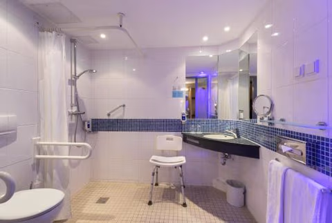 Holiday Inn Express Nürnberg-Schwabach — photo 7