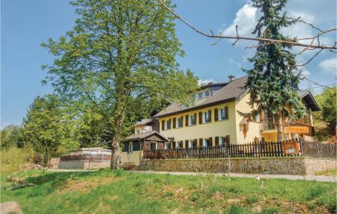 Awesome Apartment In Freiberg With Wifi — foto 1