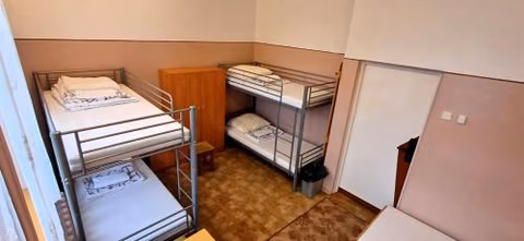 Schronisko Młodzieżowe PTSM Matecznik — foto 5
