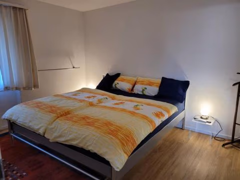 NEB-THUN Einigen, Wohnung am See — foto 5
