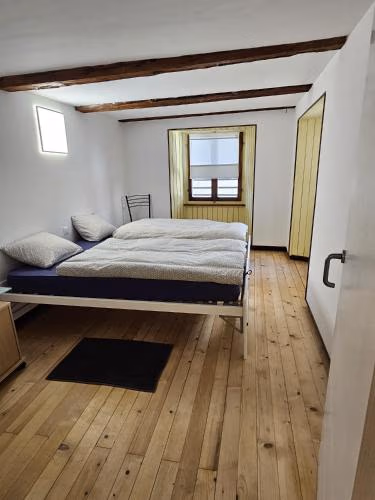 Airolo with private parking — foto 1
