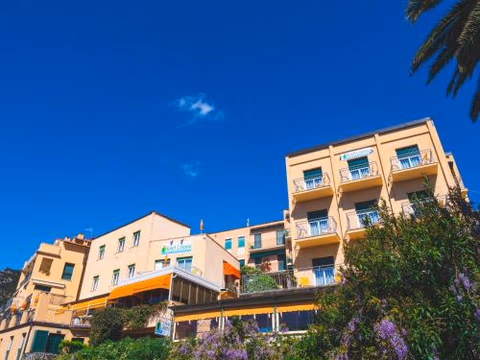 Hotel Liliana — photo 1