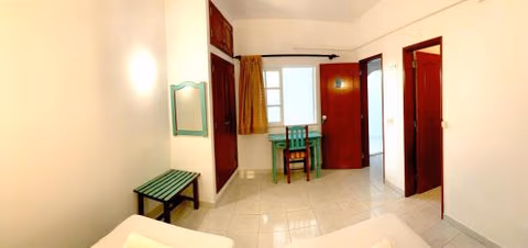 The Central Guesthouse — photo 9